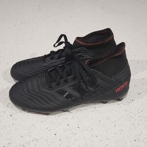 Adidas soccer cleats (predator)